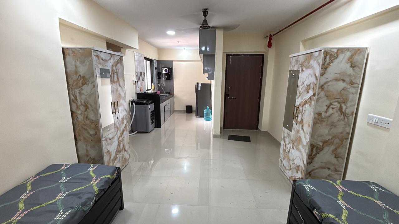 MyRoomiee furnished room in Goregaon West