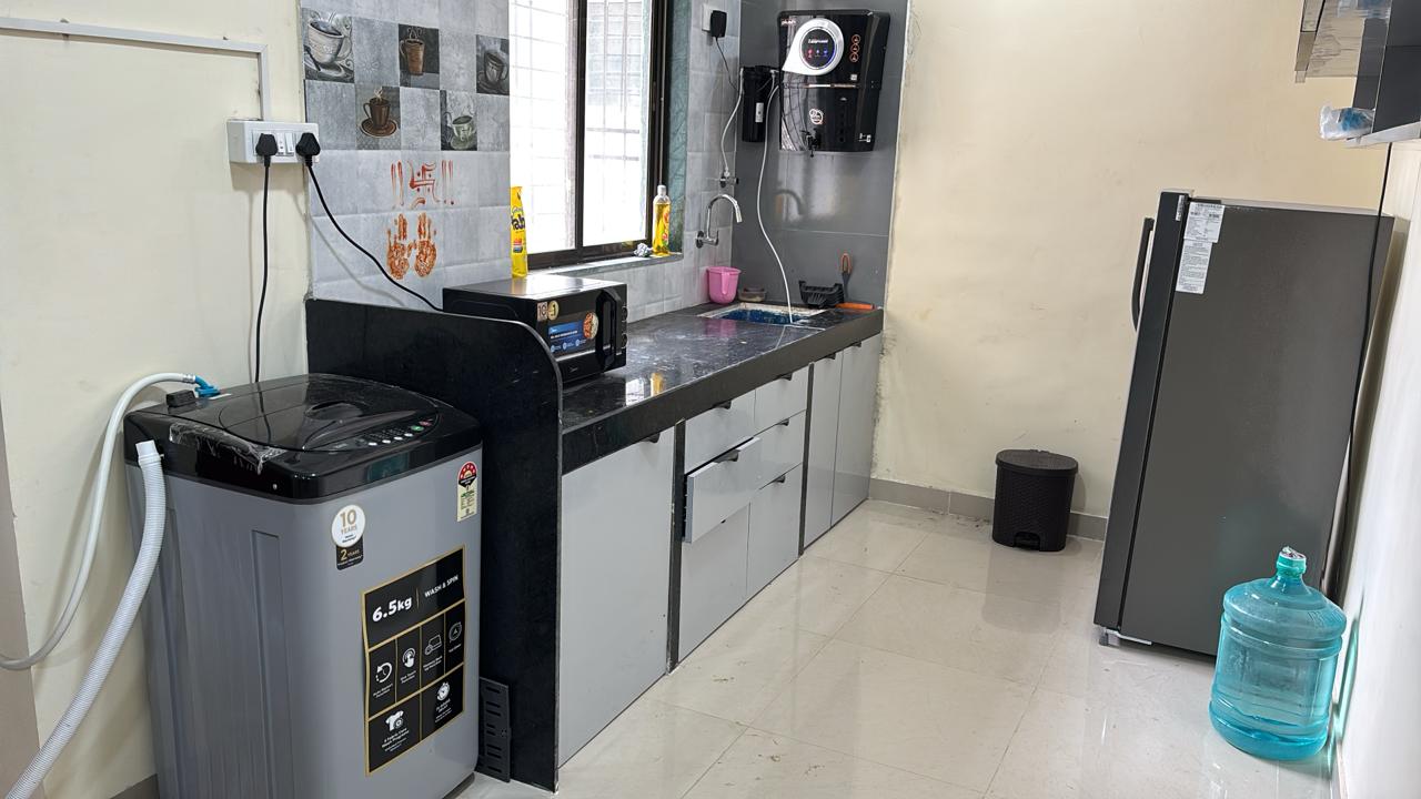 Malad Ajanta AC Rooms thumbnail 9