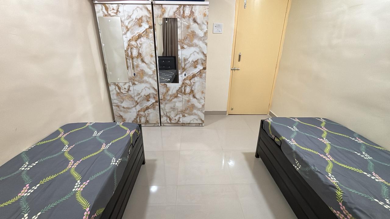 Malad Ajanta AC Rooms thumbnail 6